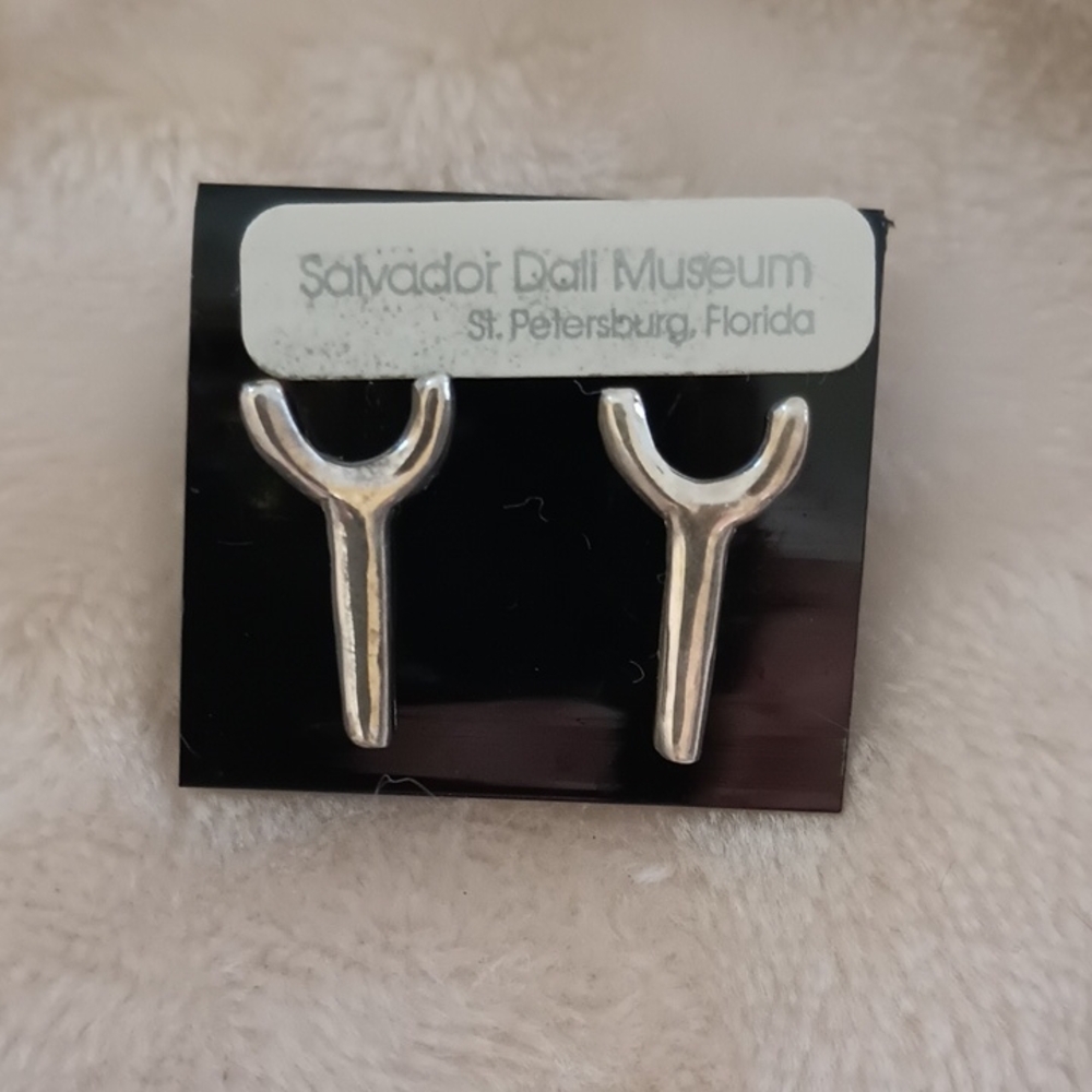 Silver Salvador Dalí Museum Earrings